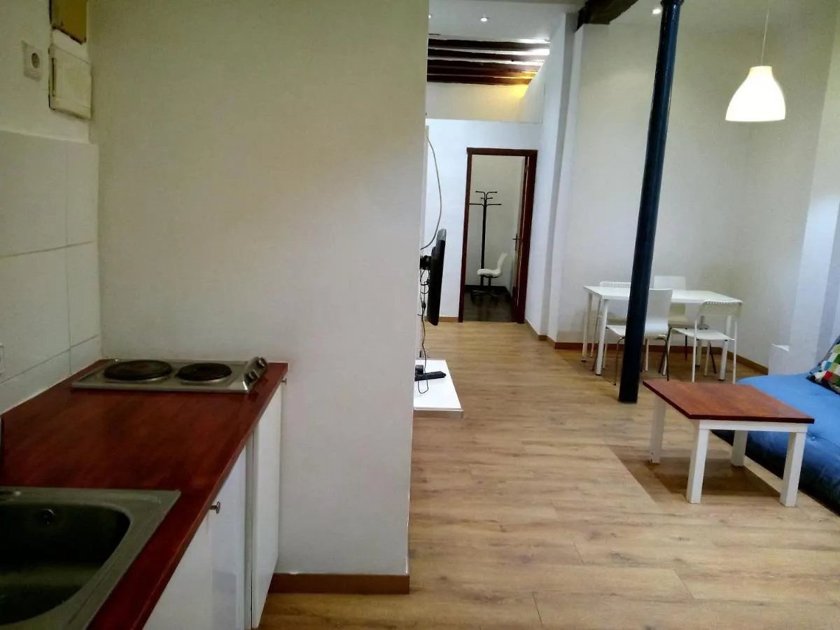 027 Caterina Look Derecha Apartamento Barcelona